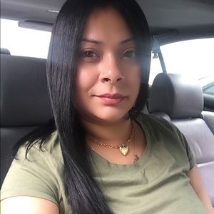 Meet your Posher, Veronica